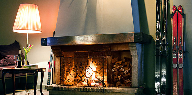 Regina Design Hotel Cosy Fireplace 